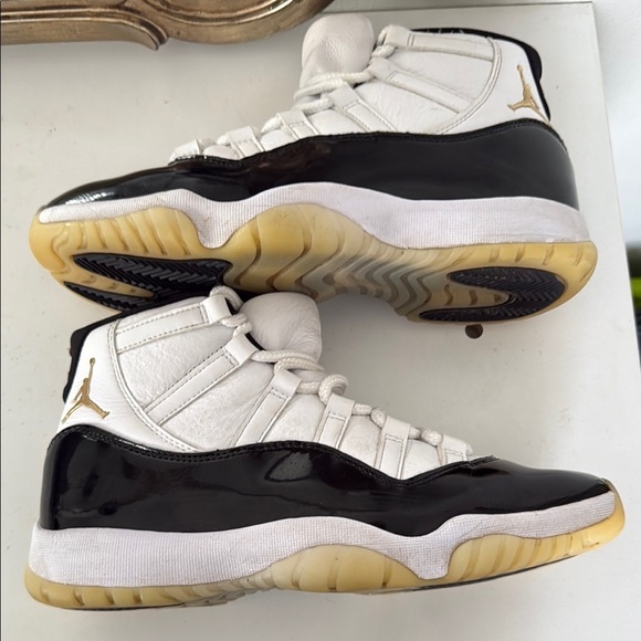 Air Jordan 11 Retro “Concord” 2000 Athletic Shoes - Picture 7 of 13
